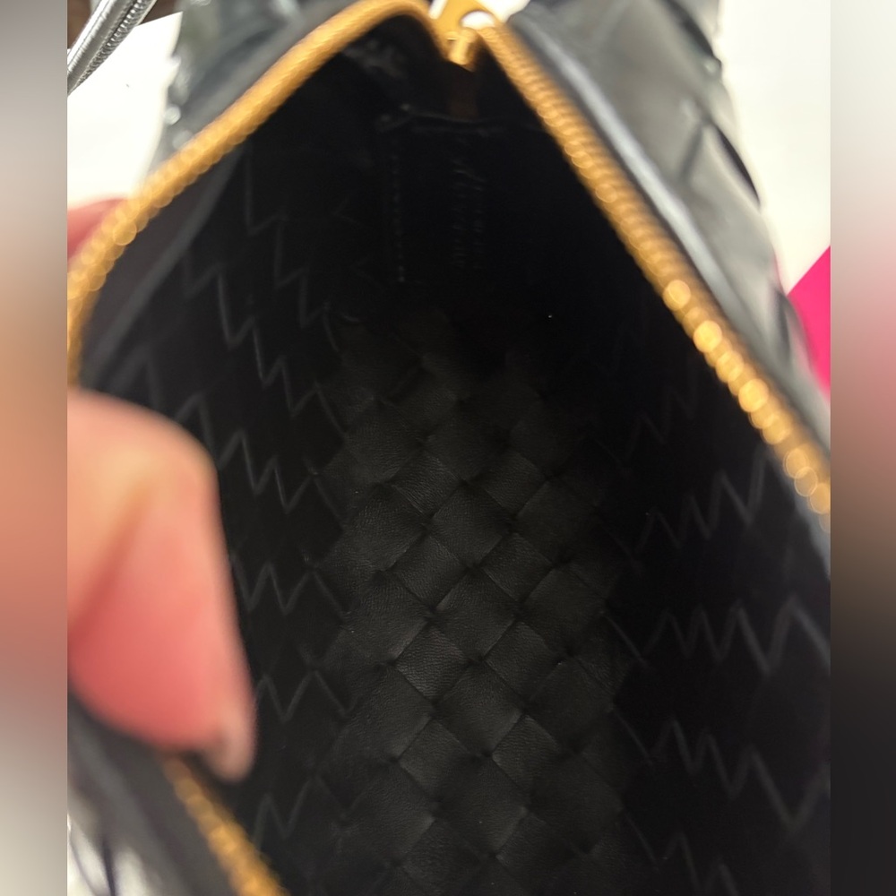 Bottega Veneta Black and Gold Crossbody Bag with Woven Design - Picture 12 of 14